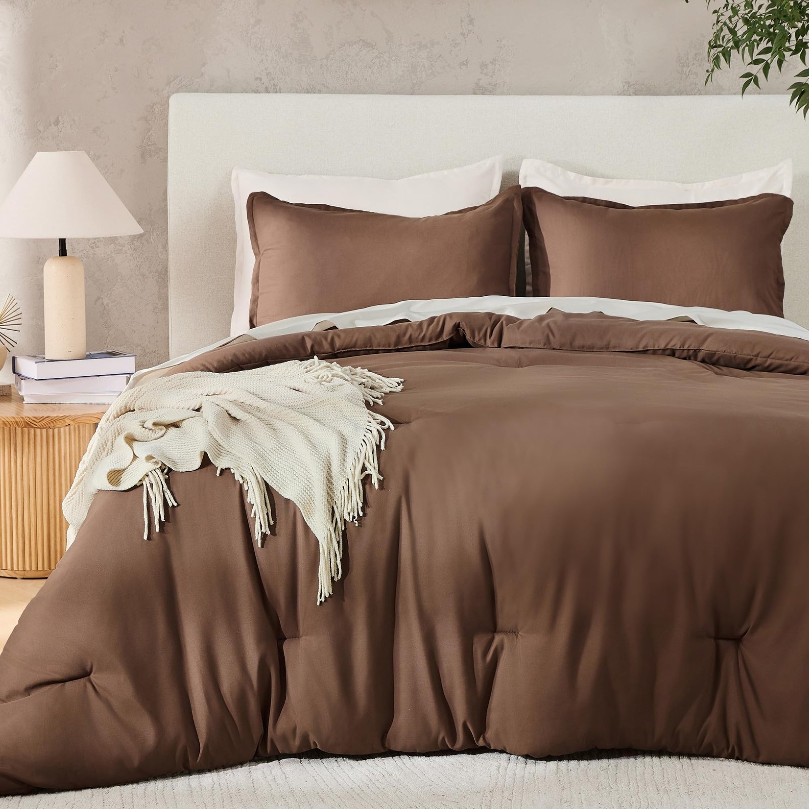 Arkmoving Dark Emerald Green Queen Size Comforter Set, 3 Pieces Forest Hunter Green Boho Solid Bedding Sets, Soft Cozy Lightweight Down Alternative All Season Bed Set - Image 6